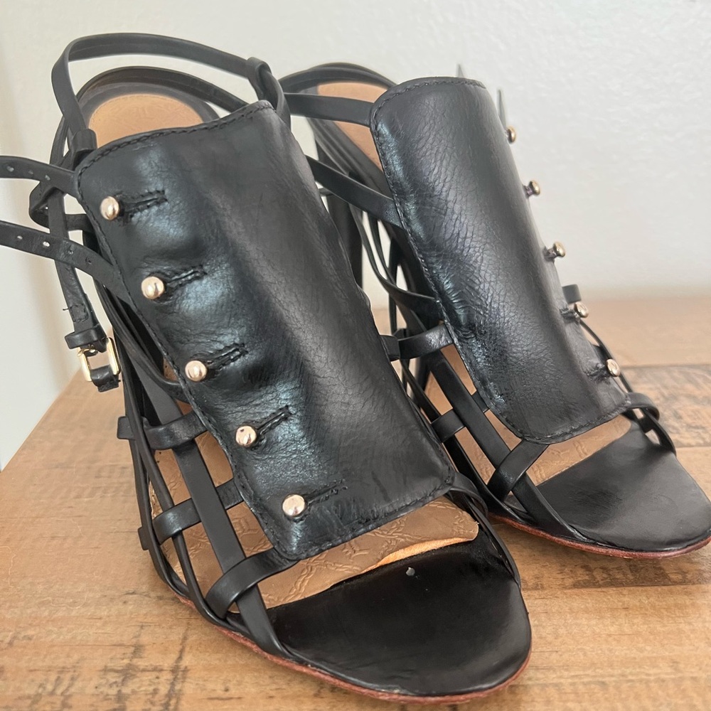 LAMB by Gwen Stefani black heels